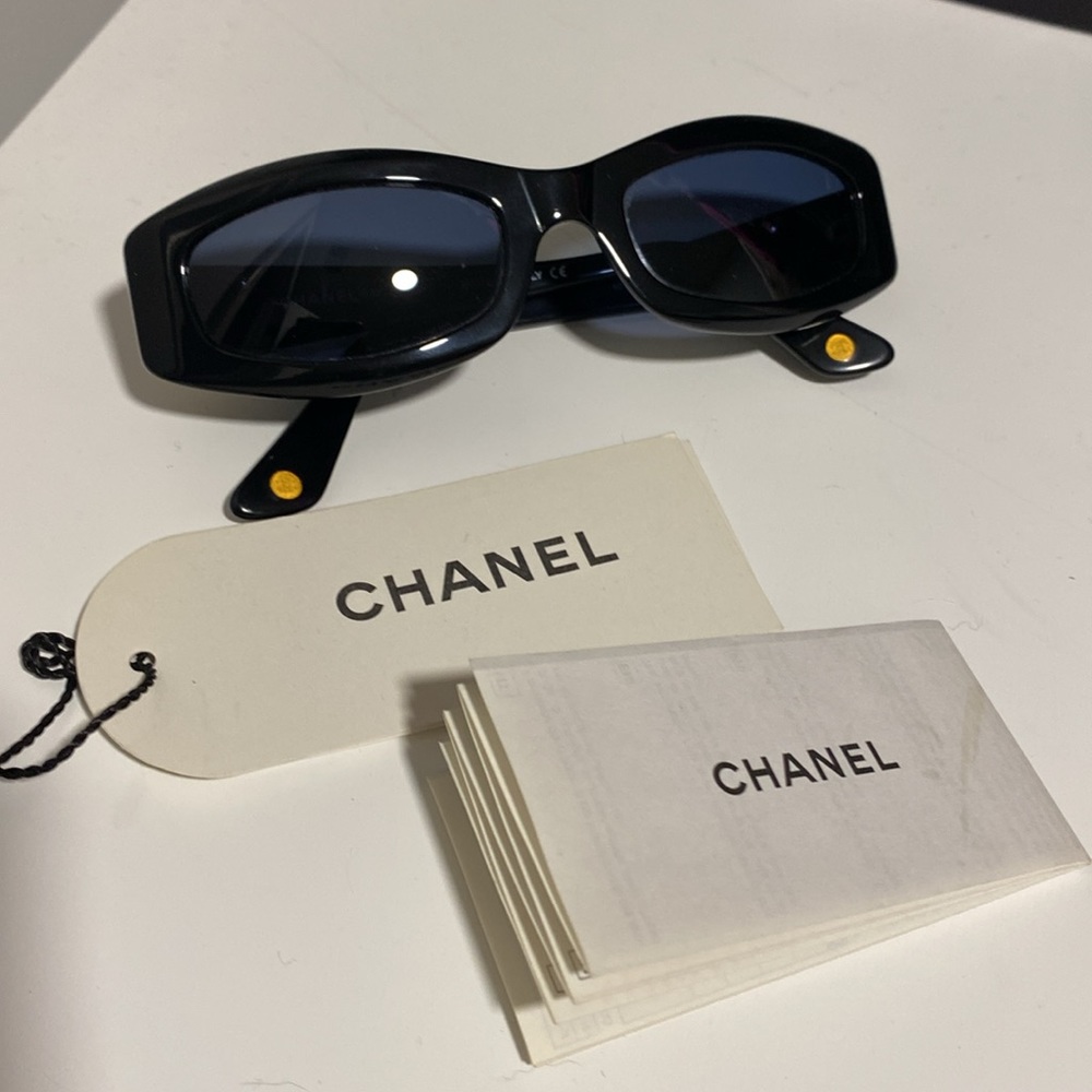 Early 2000s Authentic Chanel Sunglasses